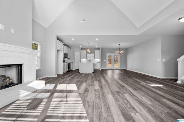 121 RIDGE BOULEVARD, Alabaster, AL 35007