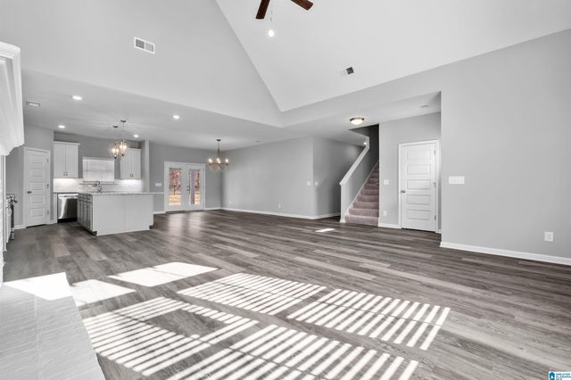 121 RIDGE BOULEVARD, Alabaster, AL 35007