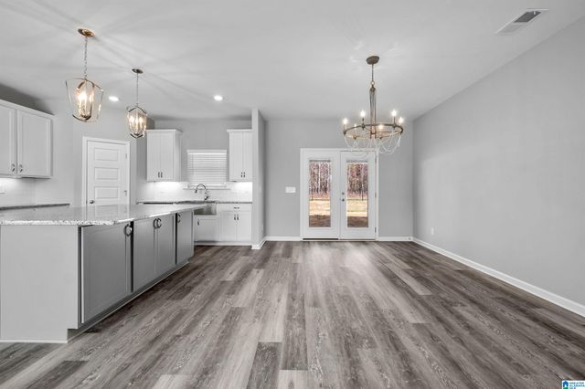 121 RIDGE BOULEVARD, Alabaster, AL 35007