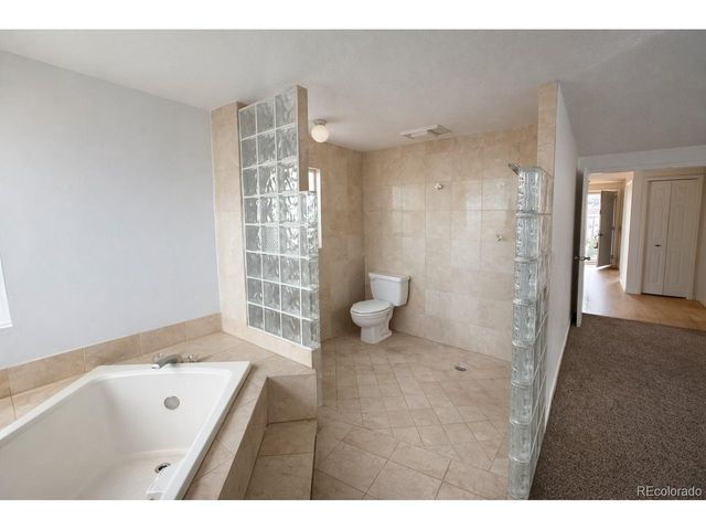 2359 E Nichols Pl, Centennial, CO 80122