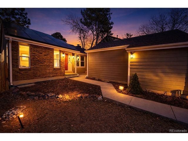 2359 E Nichols Pl, Centennial, CO 80122