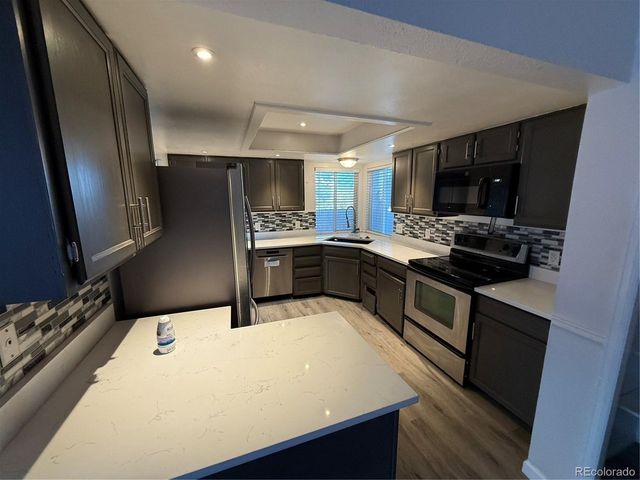 2359 E Nichols Pl, Centennial, CO 80122