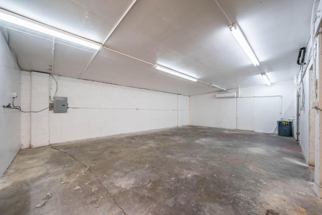 2130 Railroad Avenue, Redding, CA 96001