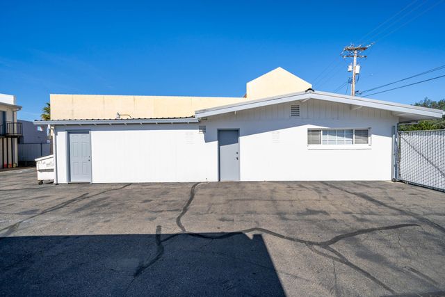 2130 Railroad Avenue, Redding, CA 96001