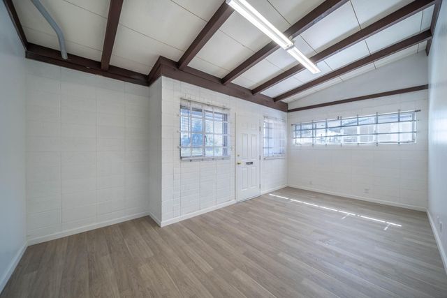 2130 Railroad Avenue, Redding, CA 96001