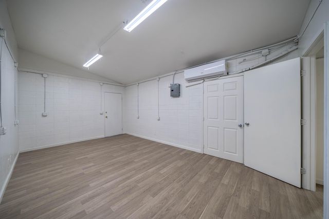 2130 Railroad Avenue, Redding, CA 96001