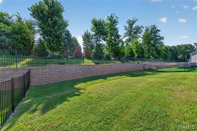 156 Hidden Bluffs Drive, Lake St Louis, MO 63367