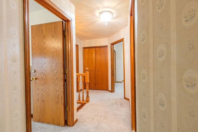 34508 Marina Court, Westland, MI 48185