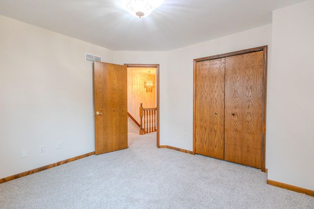 34508 Marina Court, Westland, MI 48185