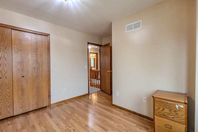 34508 Marina Court, Westland, MI 48185