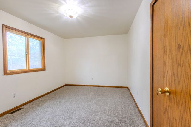 34508 Marina Court, Westland, MI 48185