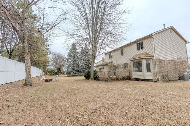 34508 Marina Court, Westland, MI 48185