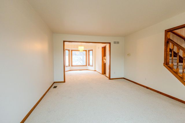 34508 Marina Court, Westland, MI 48185