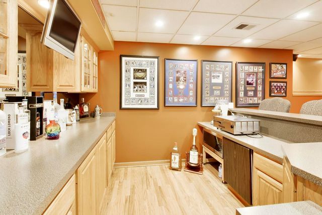 535 N Gateshead, Elk Grove Village, IL 60007