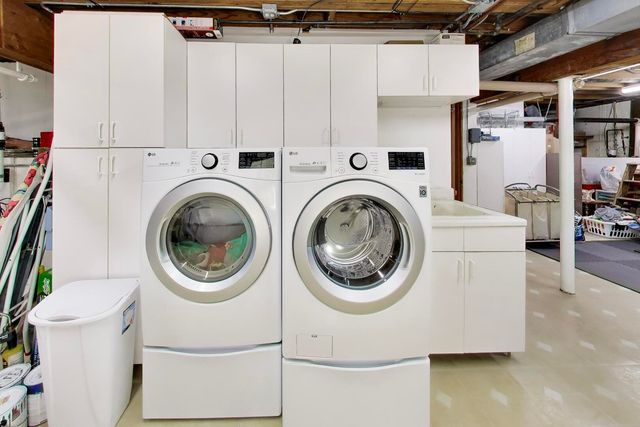 535 N Gateshead, Elk Grove Village, IL 60007