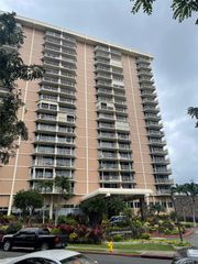 98-450 Koauka Loop 1211, Aiea, HI 96701