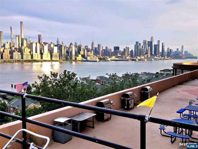 6600 JFK Blvd E 18K, West New York, NJ 07093