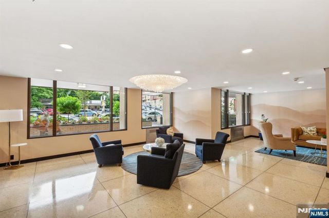 6600 JFK Blvd E 18K, West New York, NJ 07093