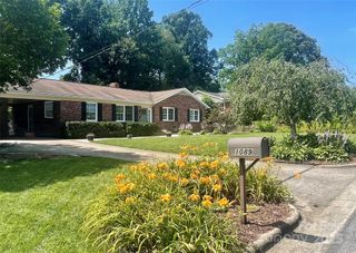 1089 20th Avenue Drive NW, Hickory, NC 28601