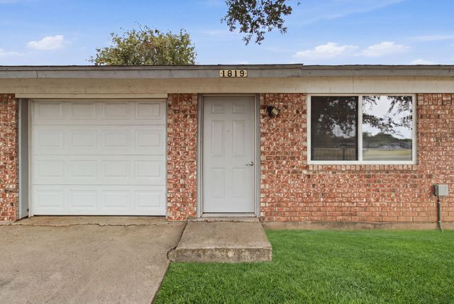 1819 Pelican W, Pelican Bay, TX 76020
