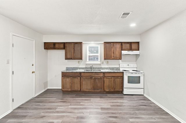 1819 Pelican W, Pelican Bay, TX 76020