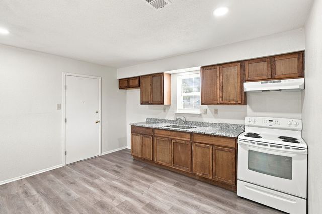 1819 Pelican W, Pelican Bay, TX 76020