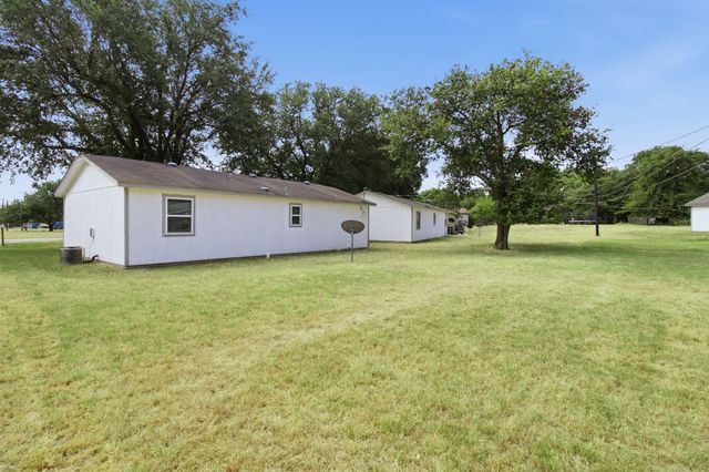 1819 Pelican W, Pelican Bay, TX 76020