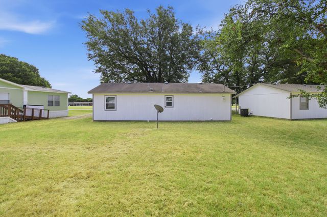 1819 Pelican W, Pelican Bay, TX 76020