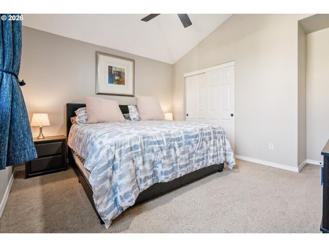 2137 N LEGACY Dr, Newberg, OR 97132