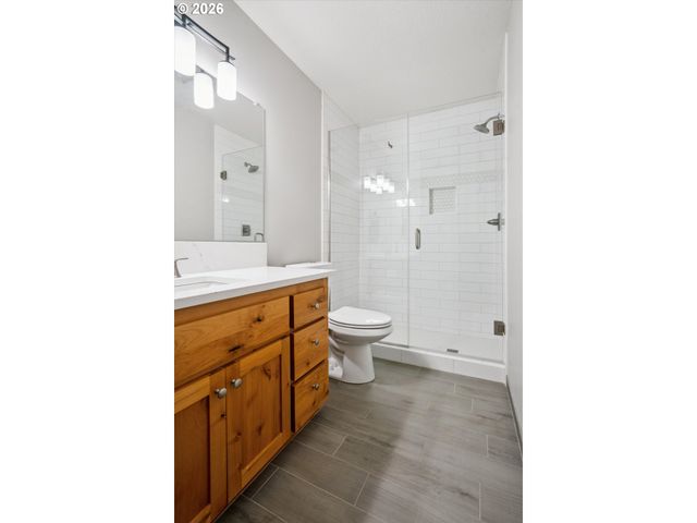 2137 N LEGACY Dr, Newberg, OR 97132