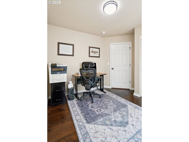 2137 N LEGACY Dr, Newberg, OR 97132