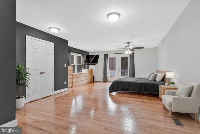 1327 GENERALS HWY, Crownsville, MD 21032