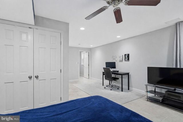 1327 GENERALS HWY, Crownsville, MD 21032