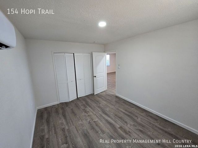 154 Hopi, Bandera, TX 78003