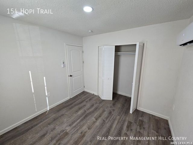 154 Hopi, Bandera, TX 78003