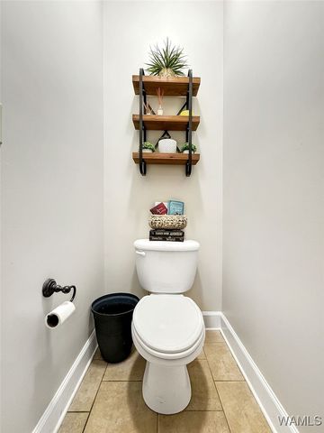 11504 Forest Glen Blvd, Northport, AL 35475