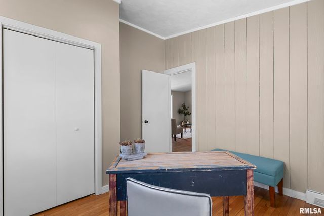 2028 PARKVIEW Drive, Springfield, IL 62704