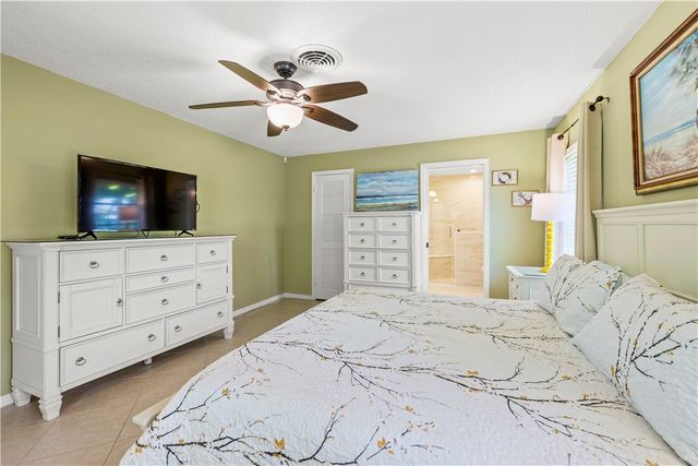 3820 Indian River Drive E, Vero Beach, FL 32963