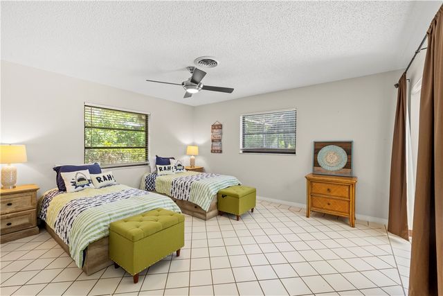 3820 Indian River Drive E, Vero Beach, FL 32963