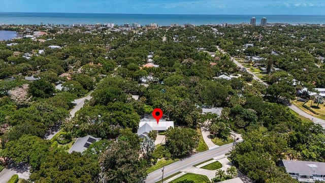 3820 Indian River Drive E, Vero Beach, FL 32963