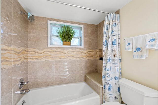 3820 Indian River Drive E, Vero Beach, FL 32963
