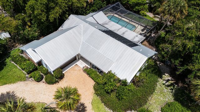3820 Indian River Drive E, Vero Beach, FL 32963