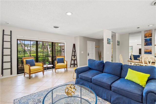 3820 Indian River Drive E, Vero Beach, FL 32963