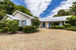 3820 Indian River Drive E, Vero Beach, FL 32963