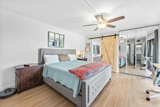 707 7th Court, Palm Beach Gardens, FL 33410