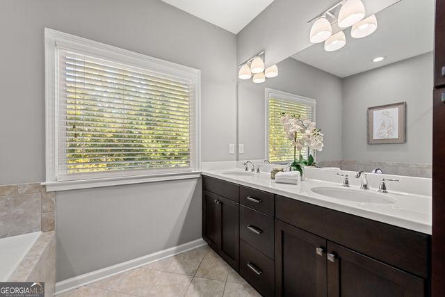 2199 Collins Ridge Drive NW, Atlanta, GA 30318