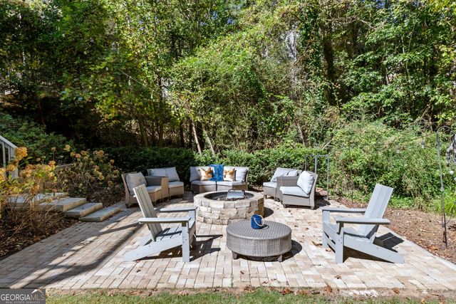 2199 Collins Ridge Drive NW, Atlanta, GA 30318