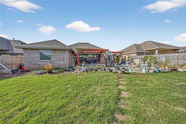 8905 SW 42nd Street, Oklahoma City, OK 73179