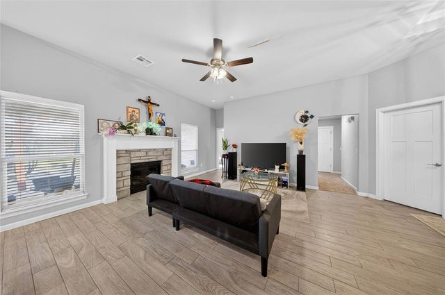 8905 SW 42nd Street, Oklahoma City, OK 73179