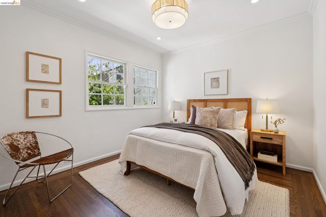 165 Bell Ave, Piedmont, CA 94611